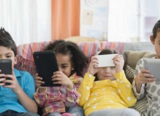 Ketahui Berapa Lama yang Aman untuk Melihat HP dan Cara Melindungi Kesehatan Mata Anda